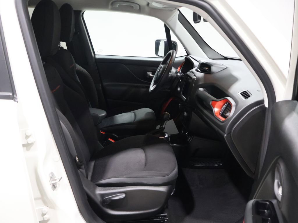 Certified 2023 Jeep Renegade Trailhawk image 23