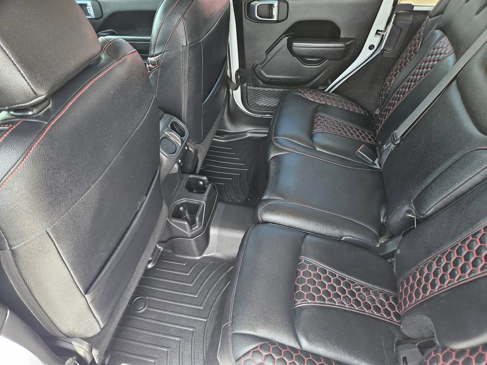 Used 2021 Jeep Wrangler Unlimited Sport AWD/4WD image 33