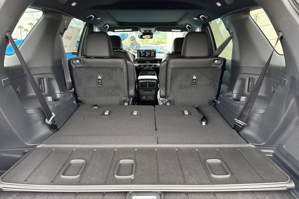 New 2026 Honda Pilot TrailSport image 18