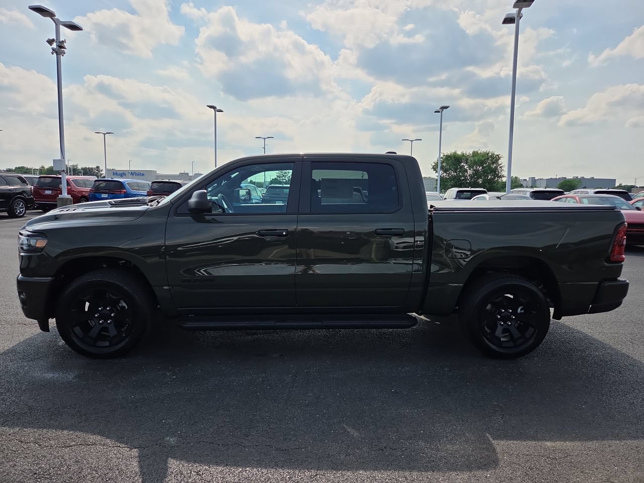 New 2026 RAM 1500 Express AWD/4WD image 4