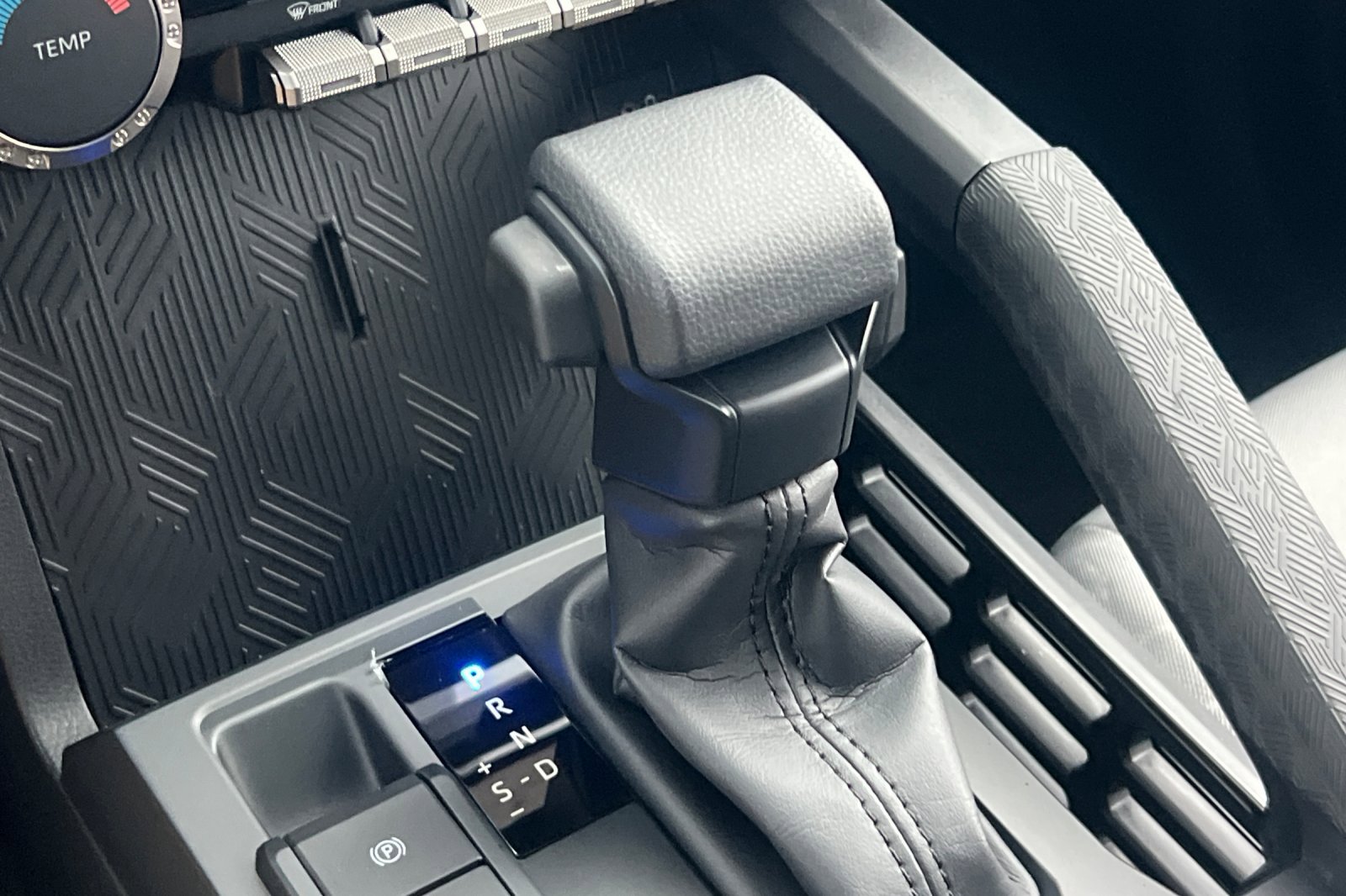 New 2025 Toyota Tacoma SR5 image 18