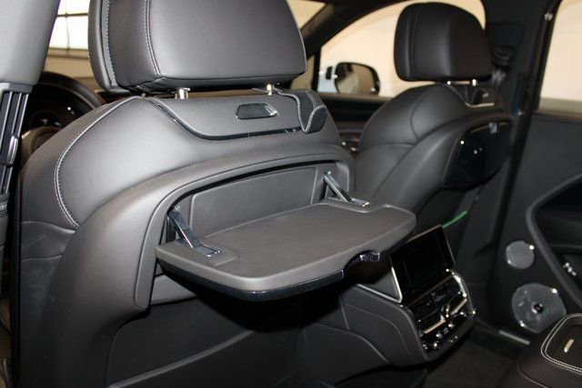 Used 2023 Bentley Bentayga Extended Wheelbase image 15