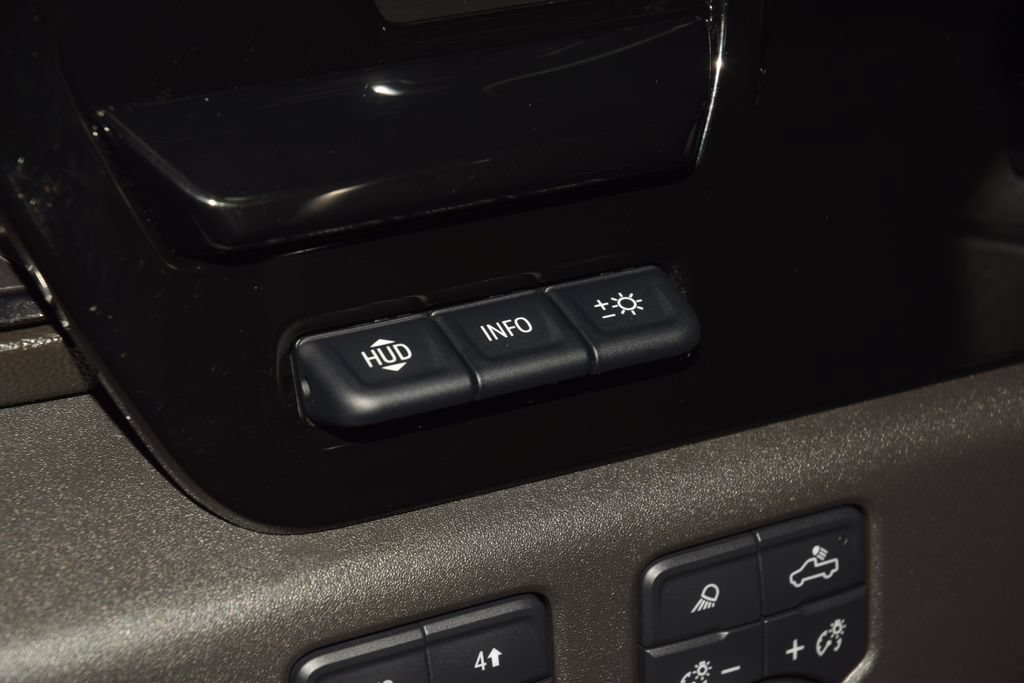 Used 2023 Chevrolet Silverado 1500 ZR2 w/ Technology Package AWD/4WD image 41