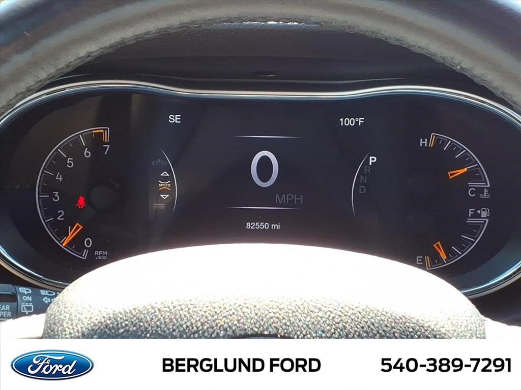 Used 2018 Jeep Grand Cherokee Altitude AWD/4WD image 23