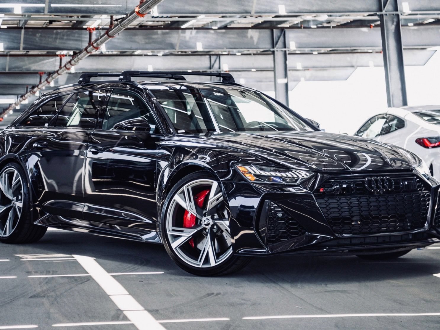 Certified 2021 Audi RS 6 w/ Executive Package AWD/4WD image 2