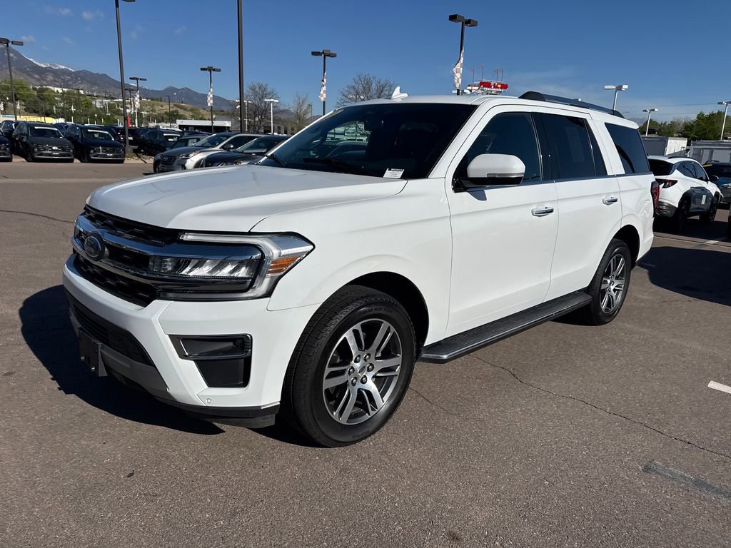 Used 2023 Ford Expedition Limited AWD/4WD image 2