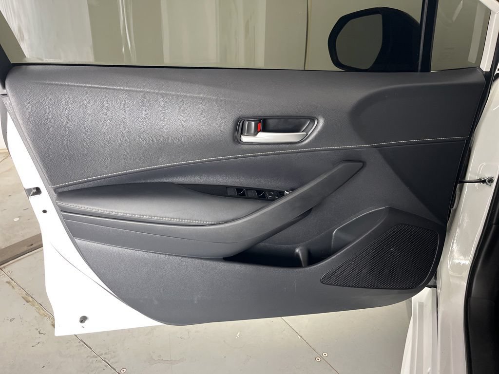 Used 2021 Toyota Corolla SE FWD image 25