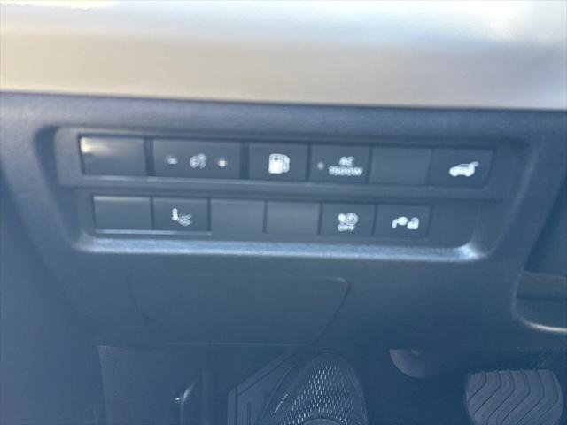 Used 2023 Mitsubishi Outlander SEL AWD/4WD image 20
