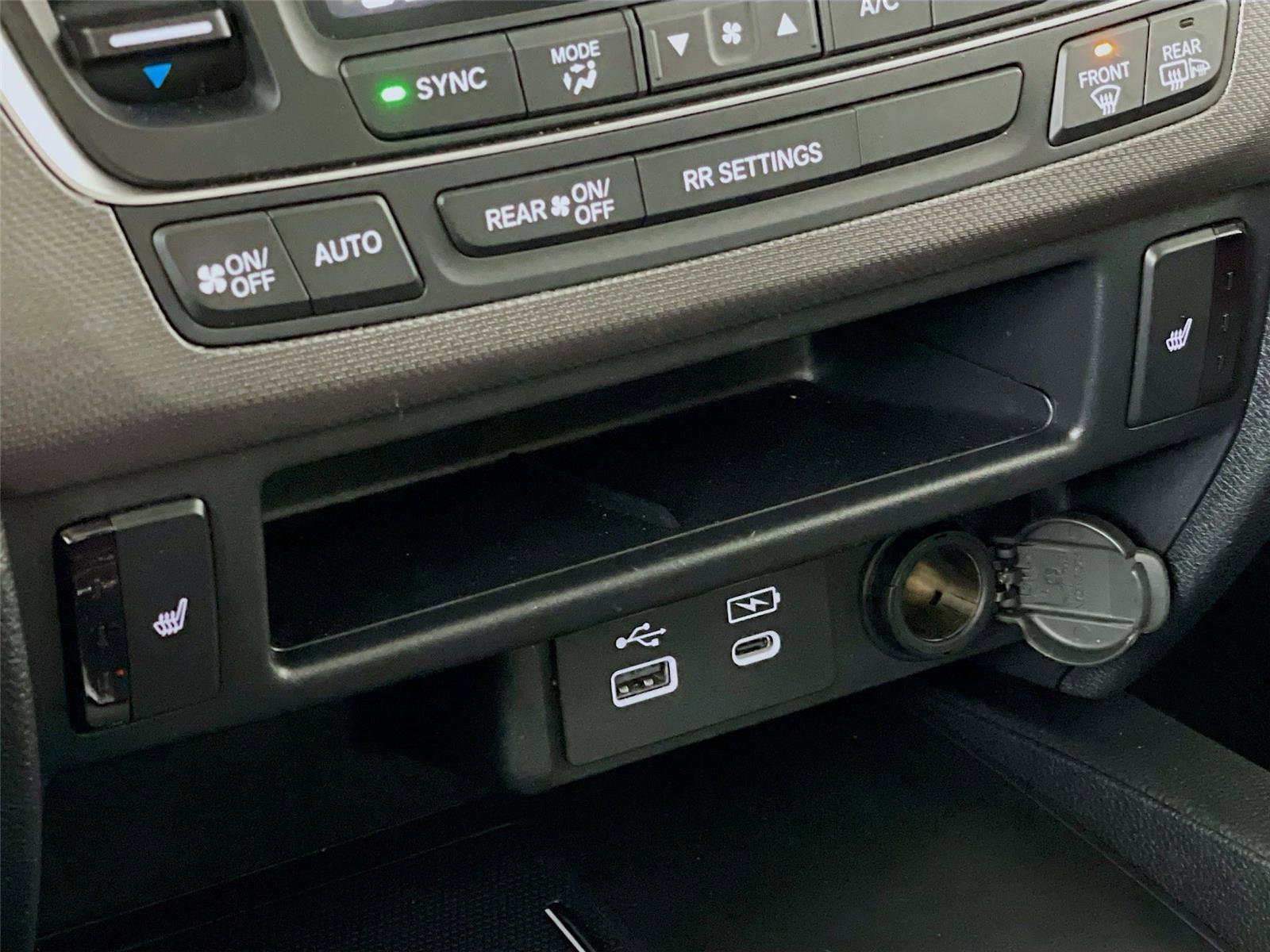 Used 2025 Honda Ridgeline RTL+ image 23