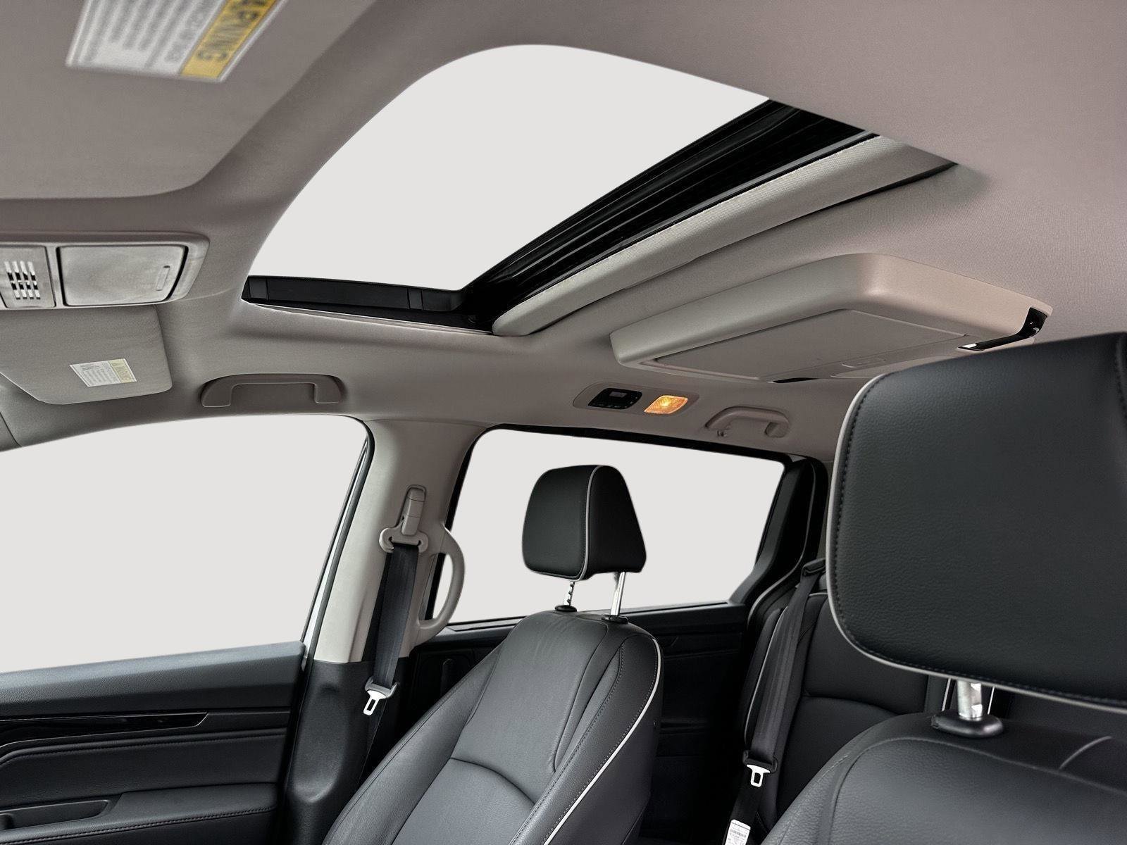 Certified 2025 Honda Odyssey Touring image 20