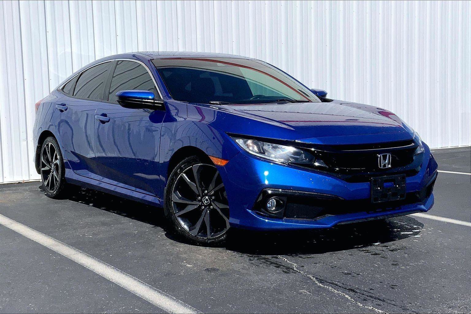 Used 2020 Honda Civic Sport image 2
