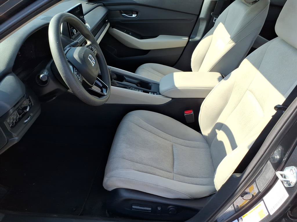 Used 2024 Honda Accord EX image 12
