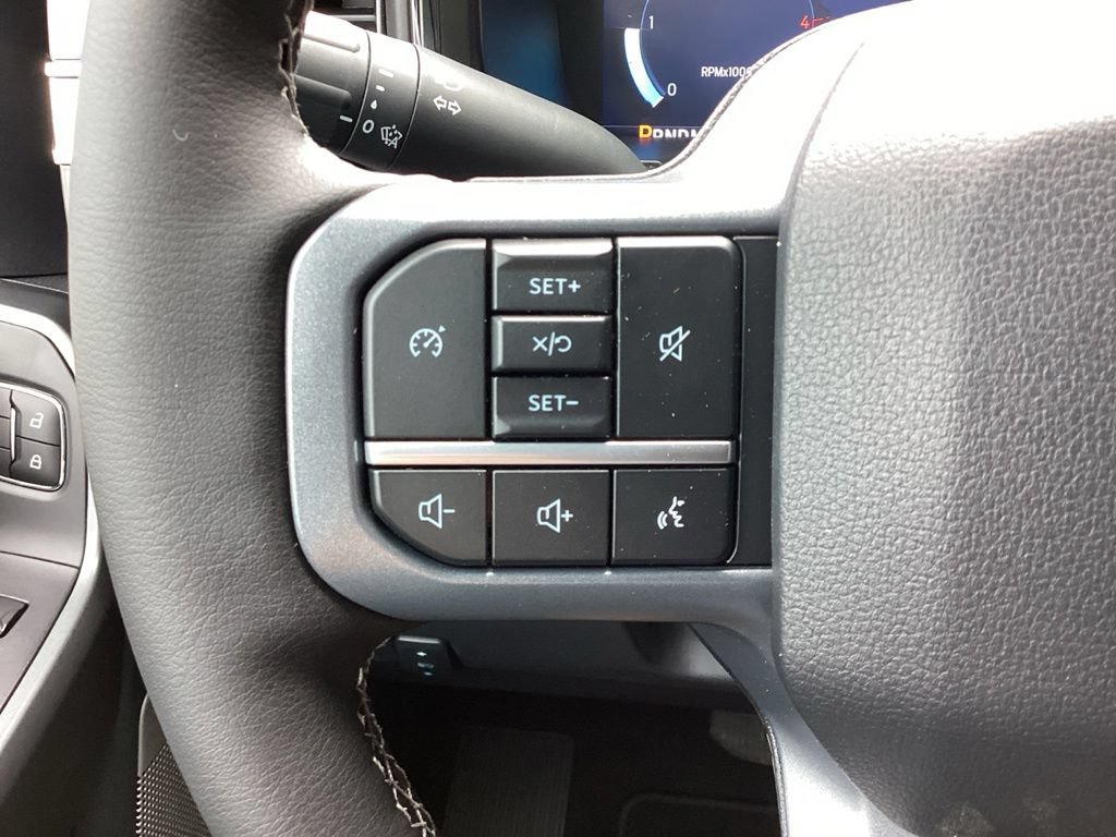 New 2026 Ford F250 Lariat w/ Black Appearance Package AWD/4WD image 56