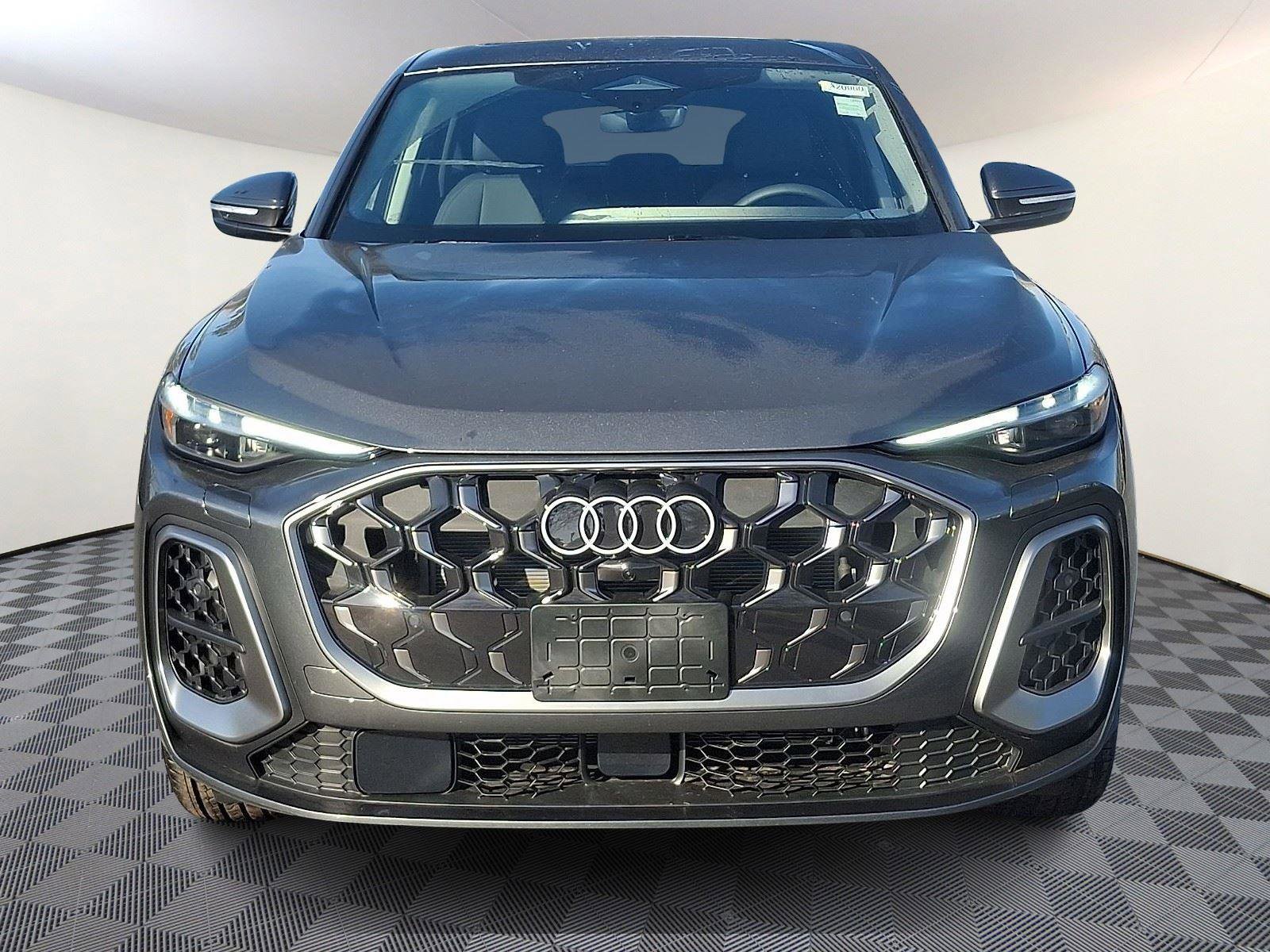 New 2025 Audi Q5 Premium Plus image 2