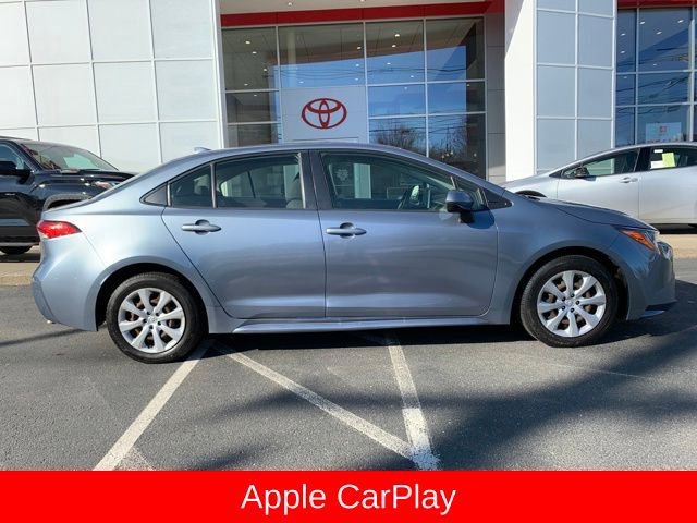 Used 2020 Toyota Corolla LE image 2