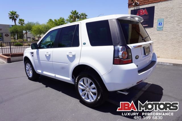 Used 2015 Land Rover LR2 HSE LUX image 30