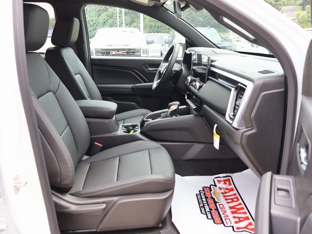 New 2025 GMC Canyon Elevation w/ Convenience Package image 30