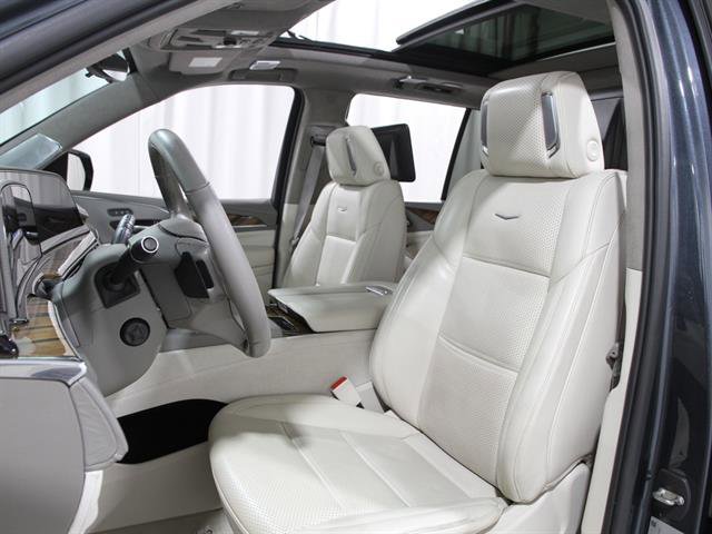 Used 2021 Cadillac Escalade Sport Platinum image 5