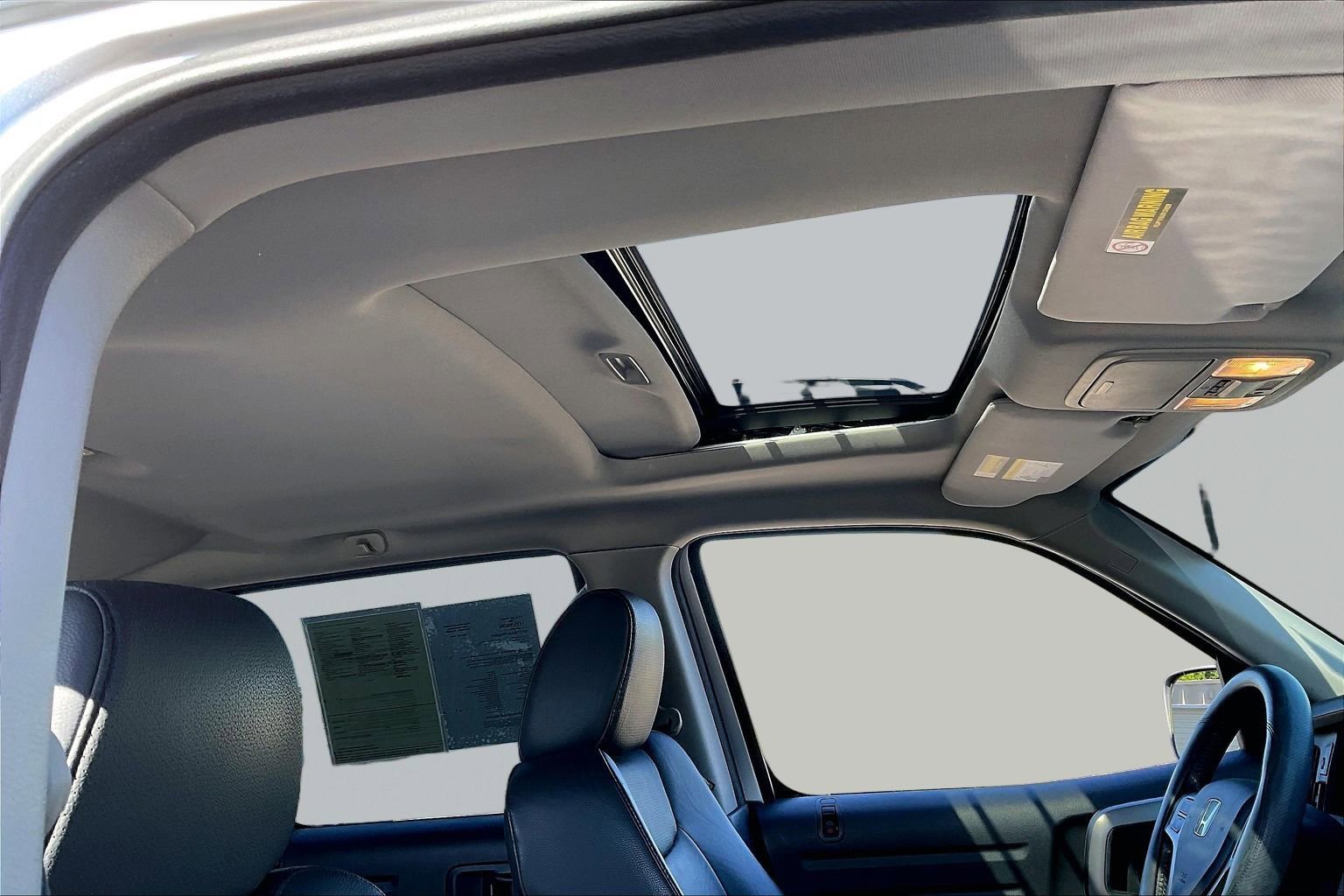 Used 2014 Honda Ridgeline SE image 28