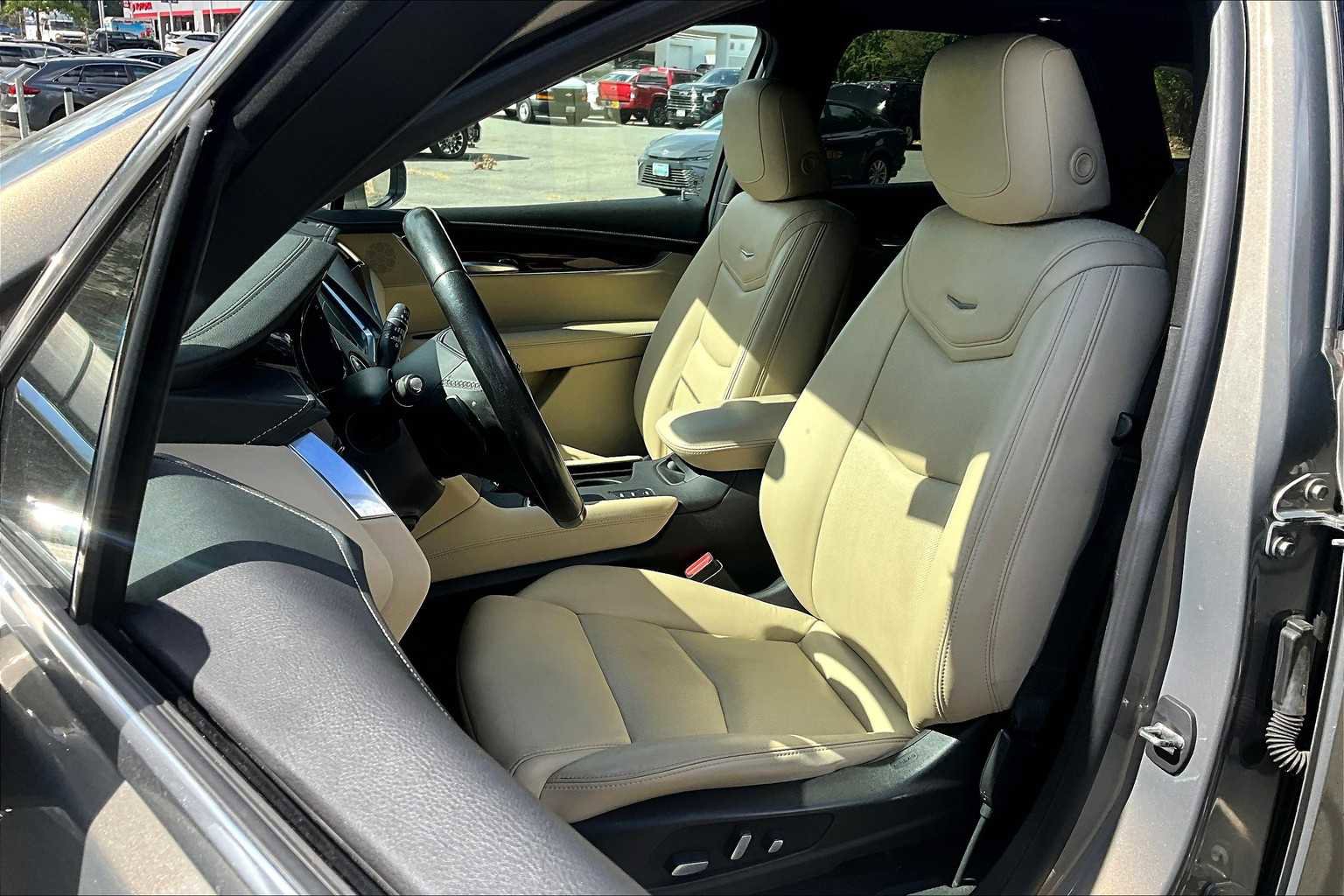Used 2019 Cadillac XT5 Luxury image 7