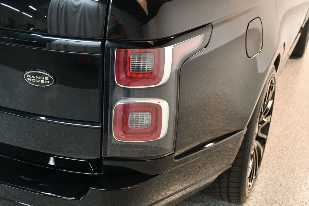 Used 2018 Land Rover Range Rover Supercharged image 16
