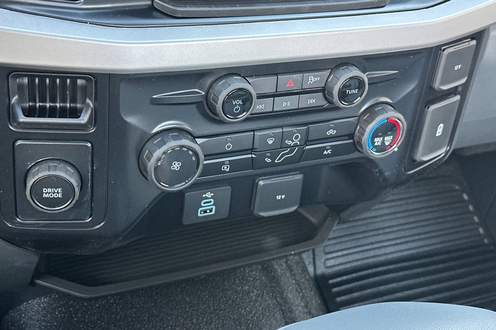 New 2026 Ford F350 XL RWD image 18