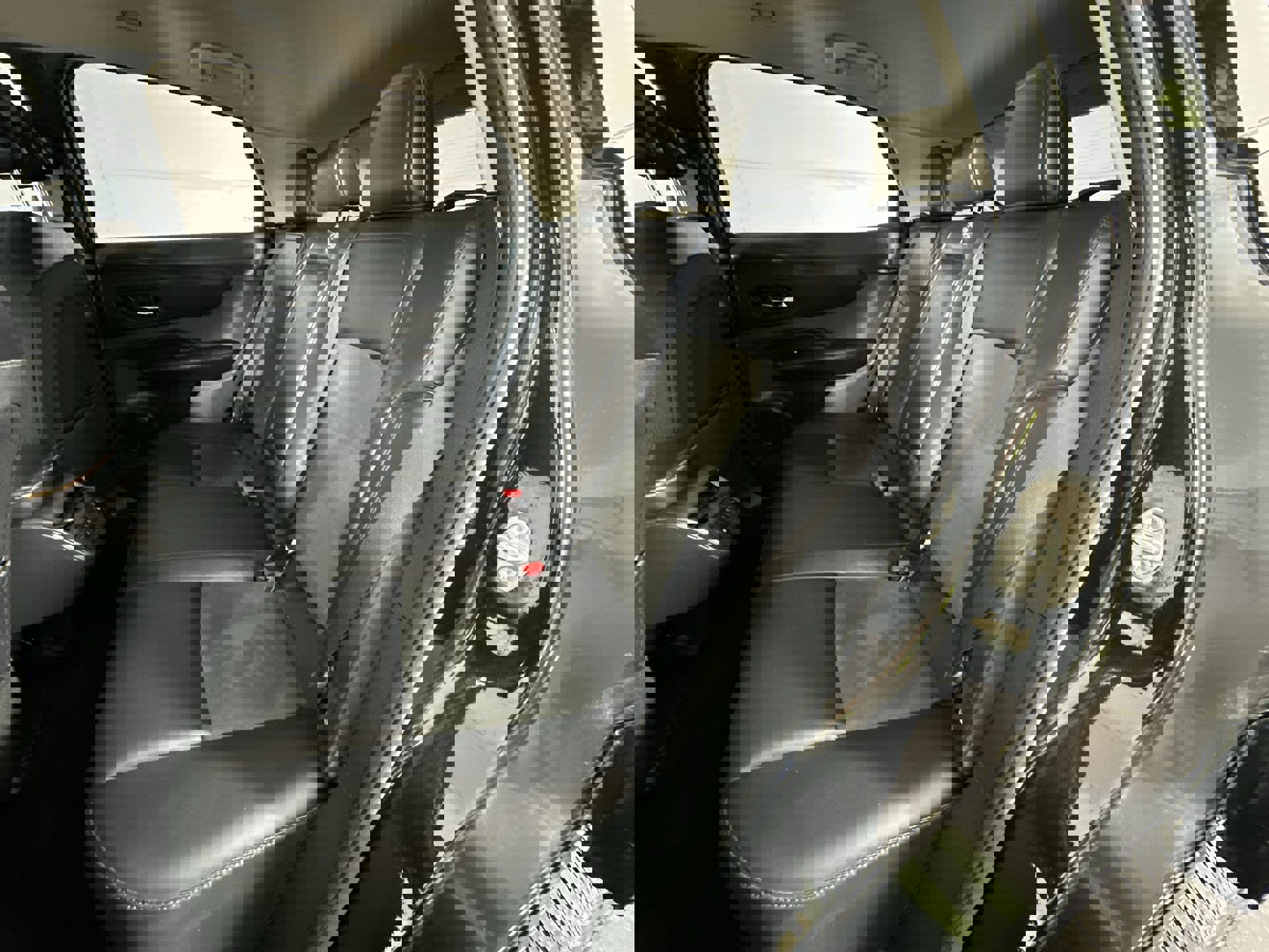 Certified 2023 Nissan Ariya AWD image 27