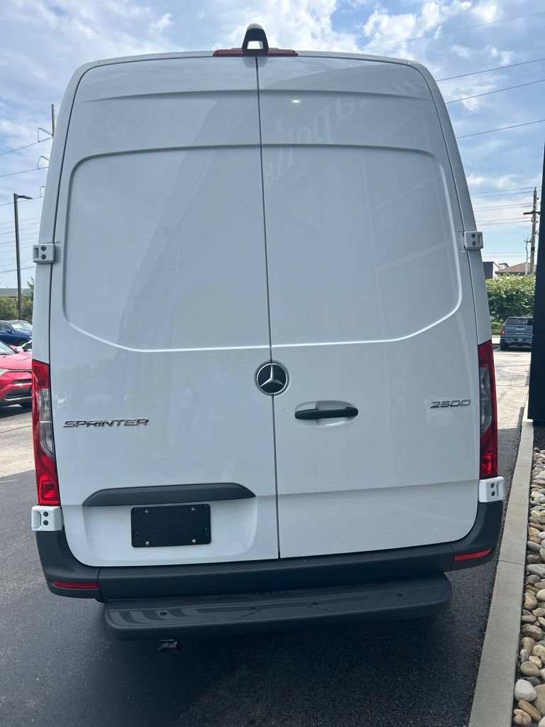 New 2026 Mercedes-Benz Sprinter 2500 image 5