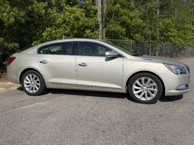 Used 2014 Buick LaCrosse Leather w/ Driver Confidence Package image 3