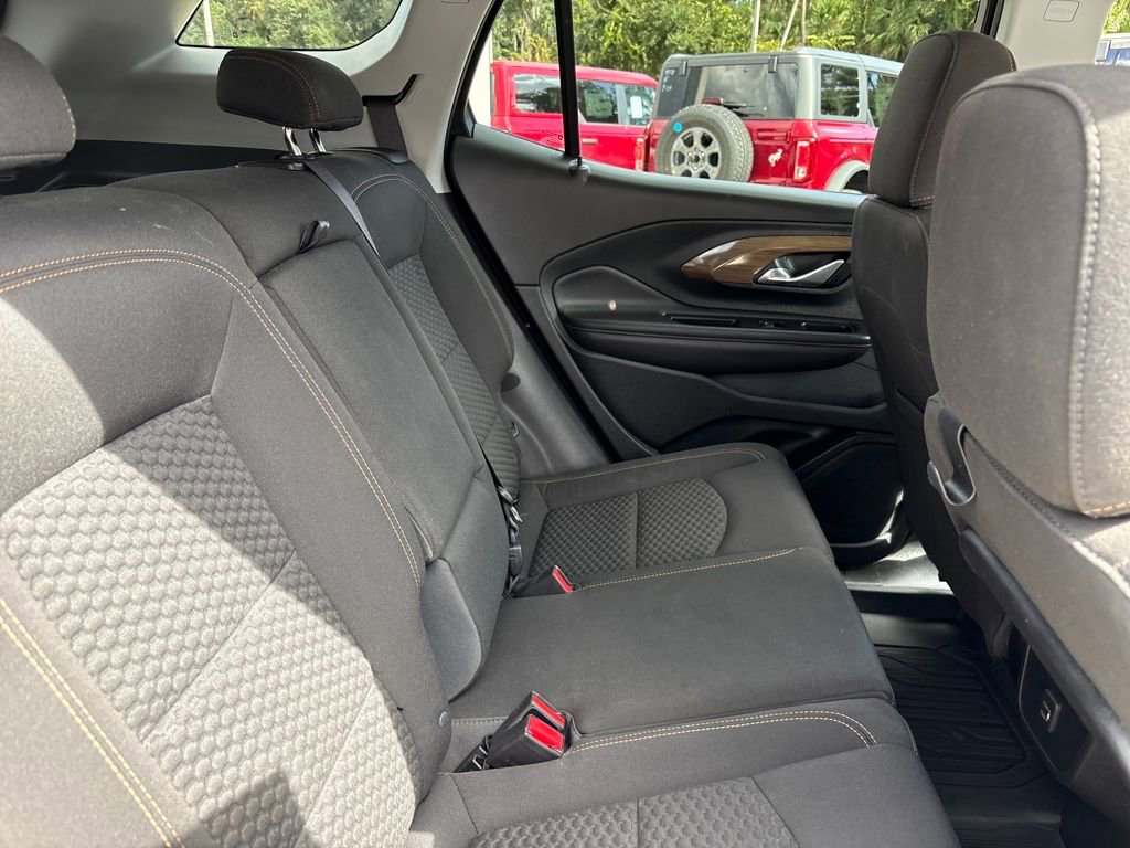 Used 2020 GMC Terrain SLE image 28
