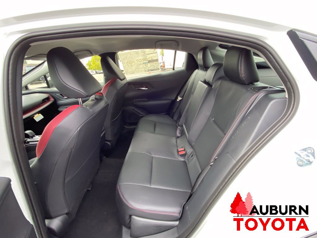 New 2027 Toyota Prius Plug-In Hybrid FWD image 19