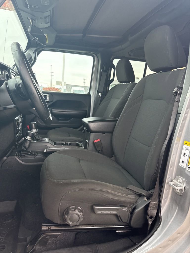 Used 2018 Jeep Wrangler Unlimited Sport S image 11