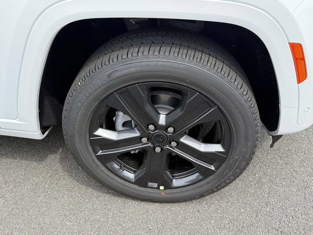 New 2027 Jeep Grand Cherokee Limited AWD/4WD image 12
