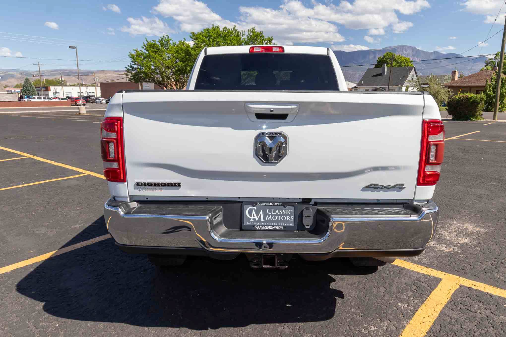 Used 2021 RAM 3500 Big Horn w/ Level 1 Equipment Group AWD/4WD image 5
