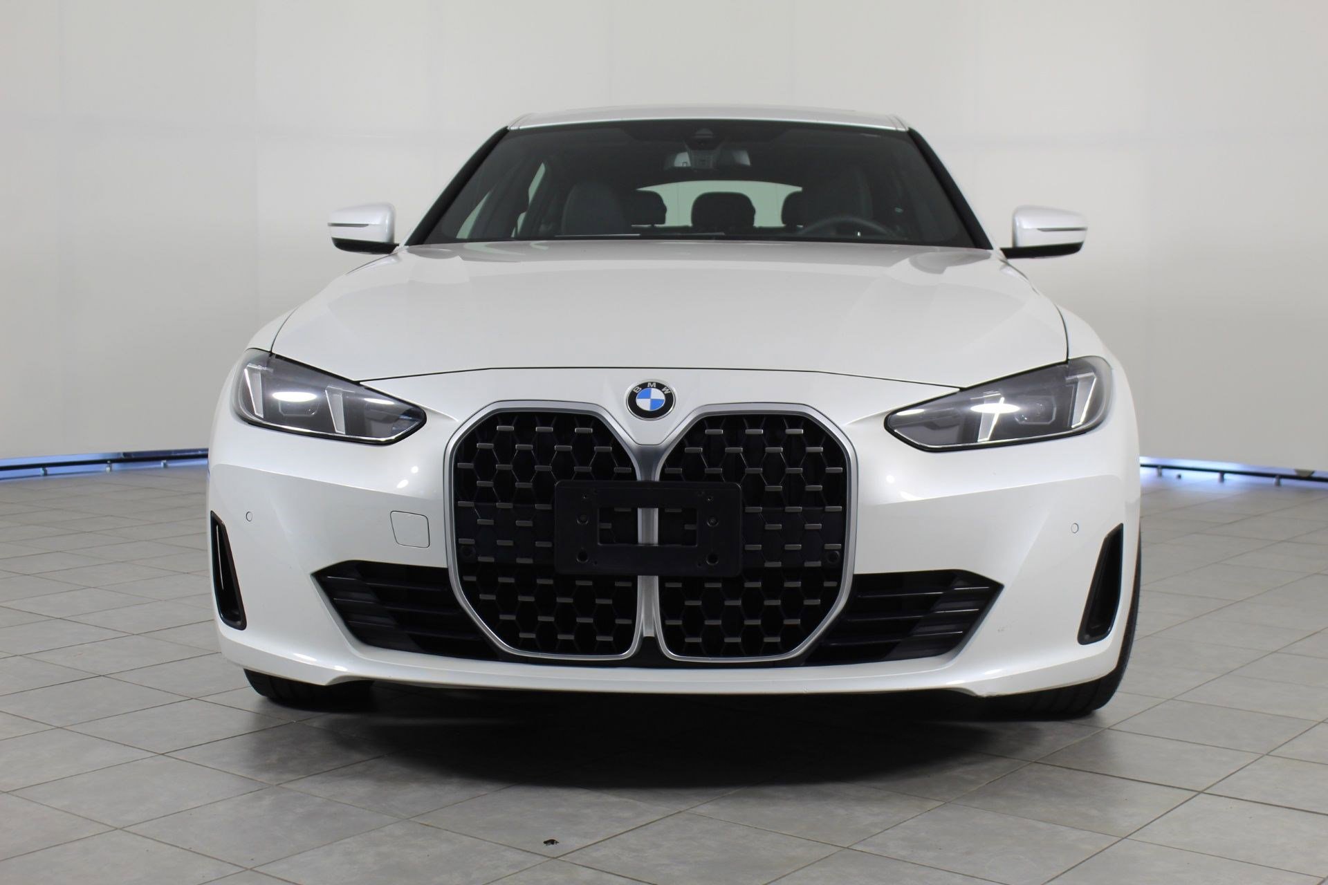 Used 2025 BMW 430i xDrive w/ Premium Package image 6