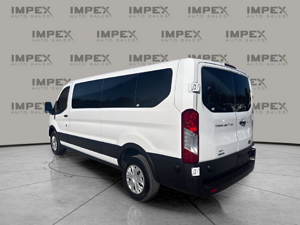 Used 2024 Ford Transit 350 XLT RWD image 3