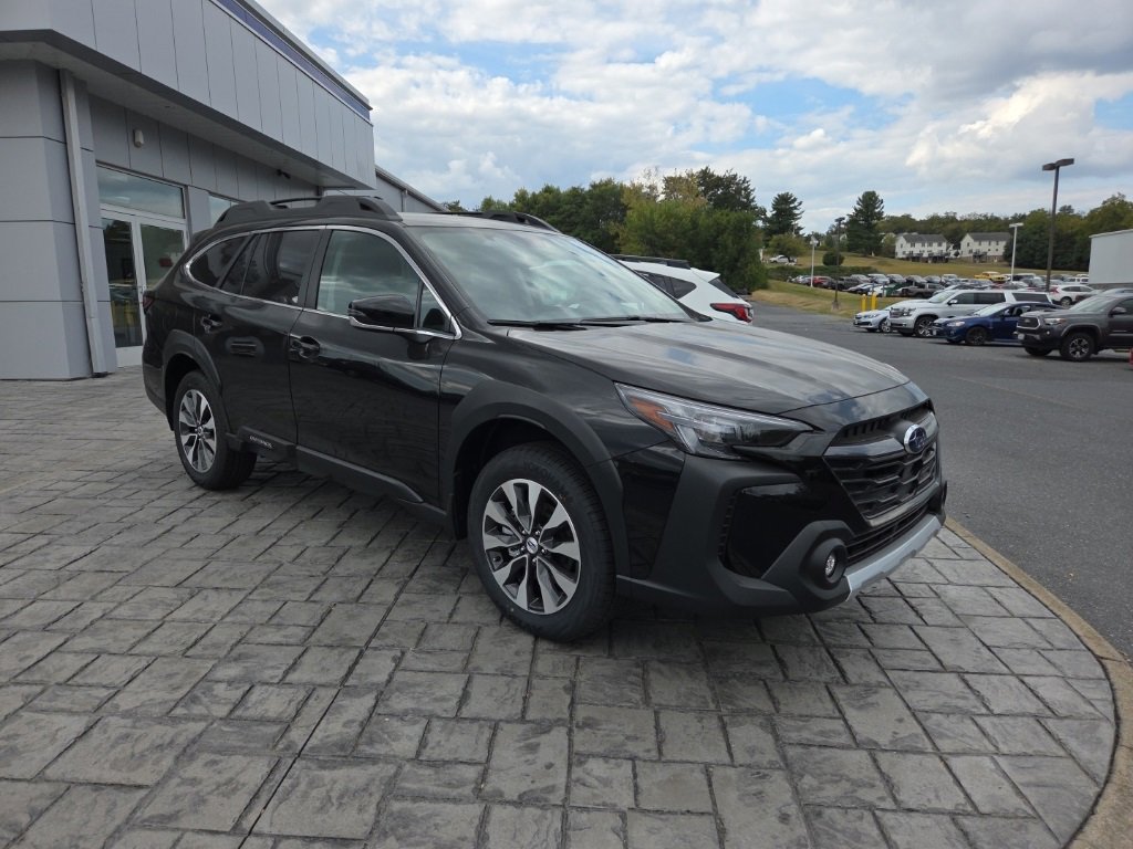 New 2025 Subaru Outback Limited image 12