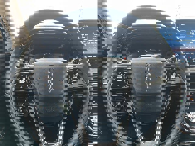 Used 2023 Lincoln Corsair AWD w/ Equipment Group 101A image 28