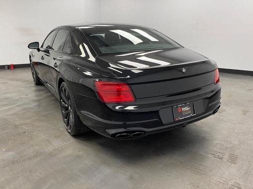 Used 2021 Bentley Flying Spur V8 AWD/4WD image 5