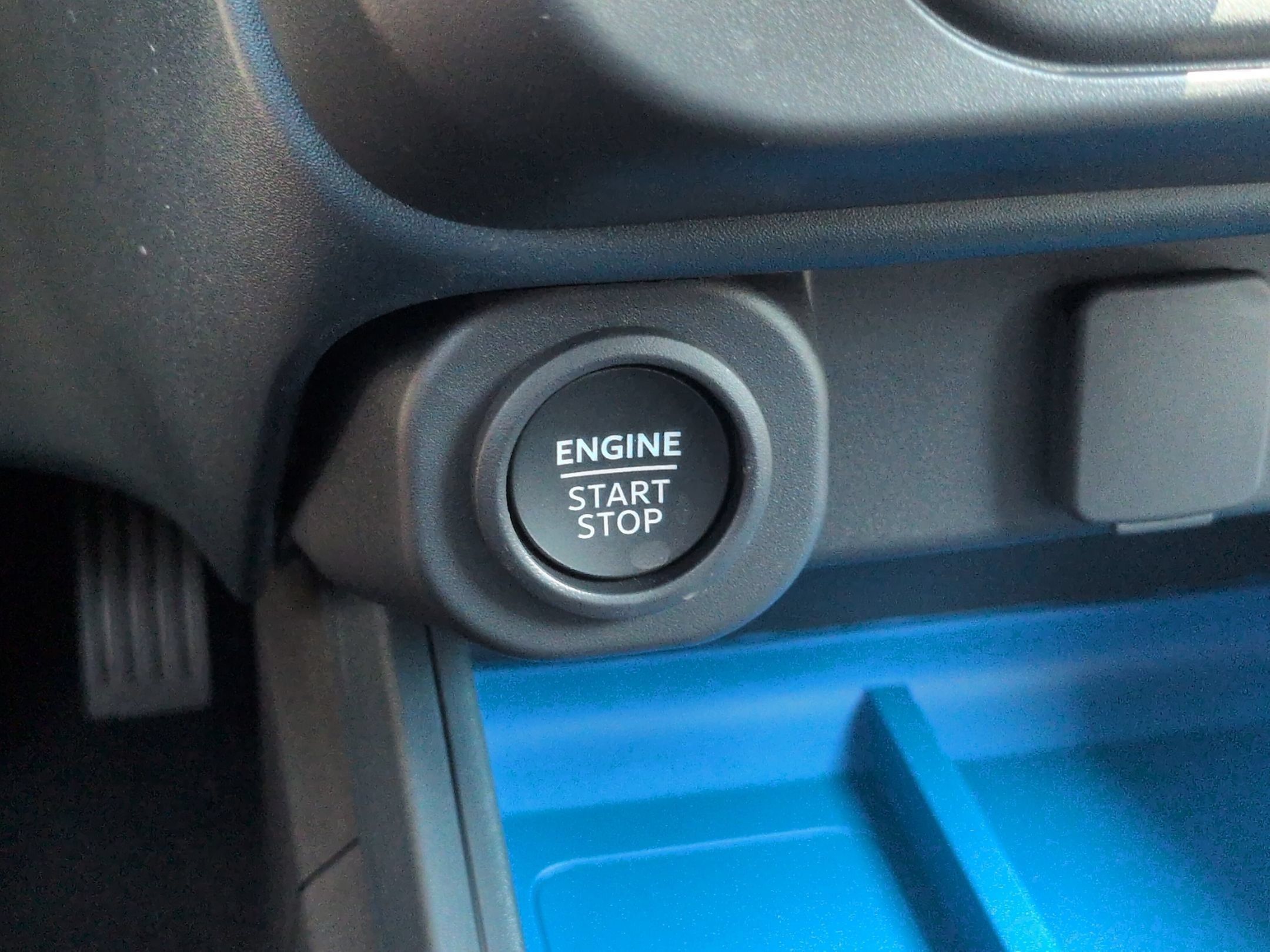 New 2026 Ford Maverick XLT w/ XLT Luxury Package FWD image 27