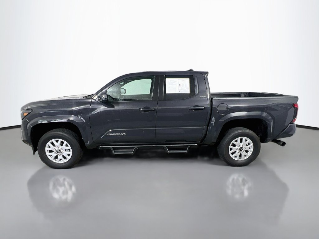 Used 2026 Toyota Tacoma SR5 AWD/4WD image 5