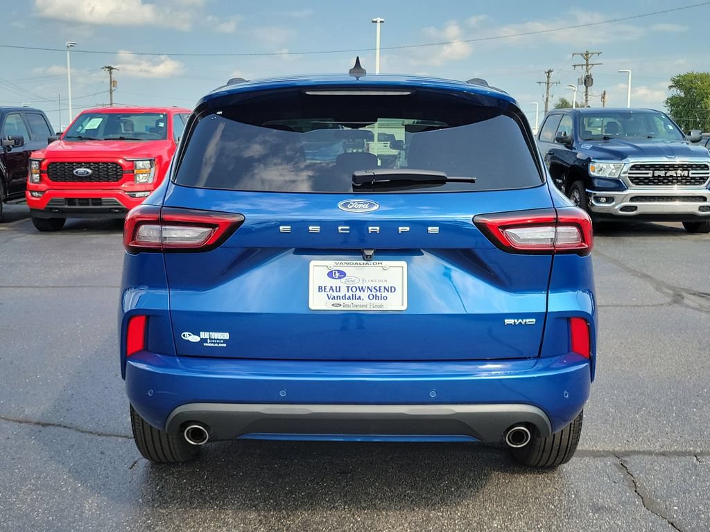 Certified 2023 Ford Escape ST-Line w/ Tech Pack #1 AWD/4WD image 5