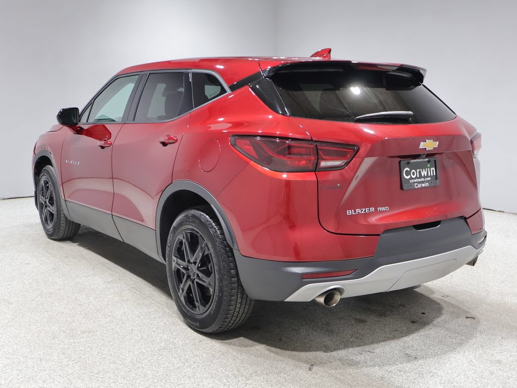 Used 2025 Chevrolet Blazer LT AWD/4WD image 5