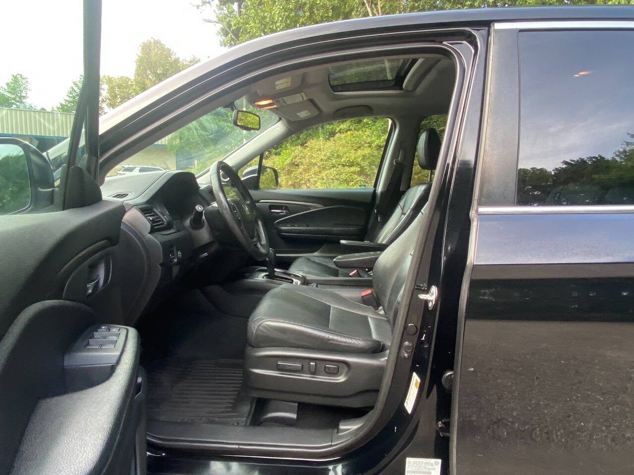 Used 2017 Honda Pilot EX-L image 15