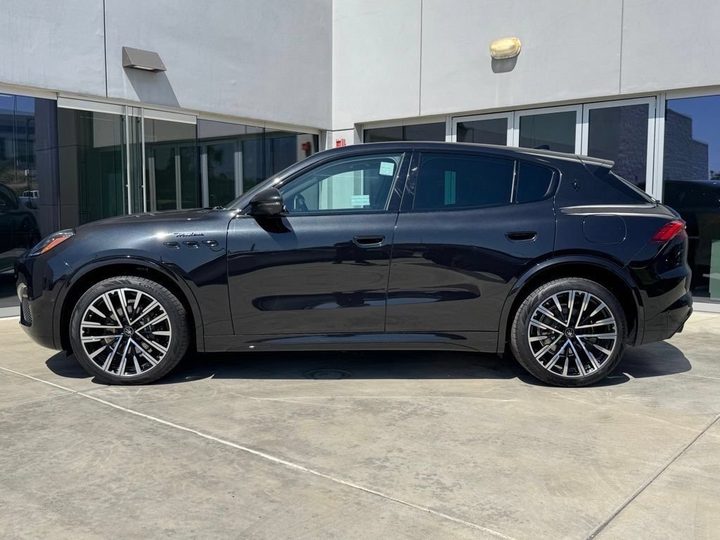 Used 2025 Maserati Grecale Modena AWD/4WD image 7