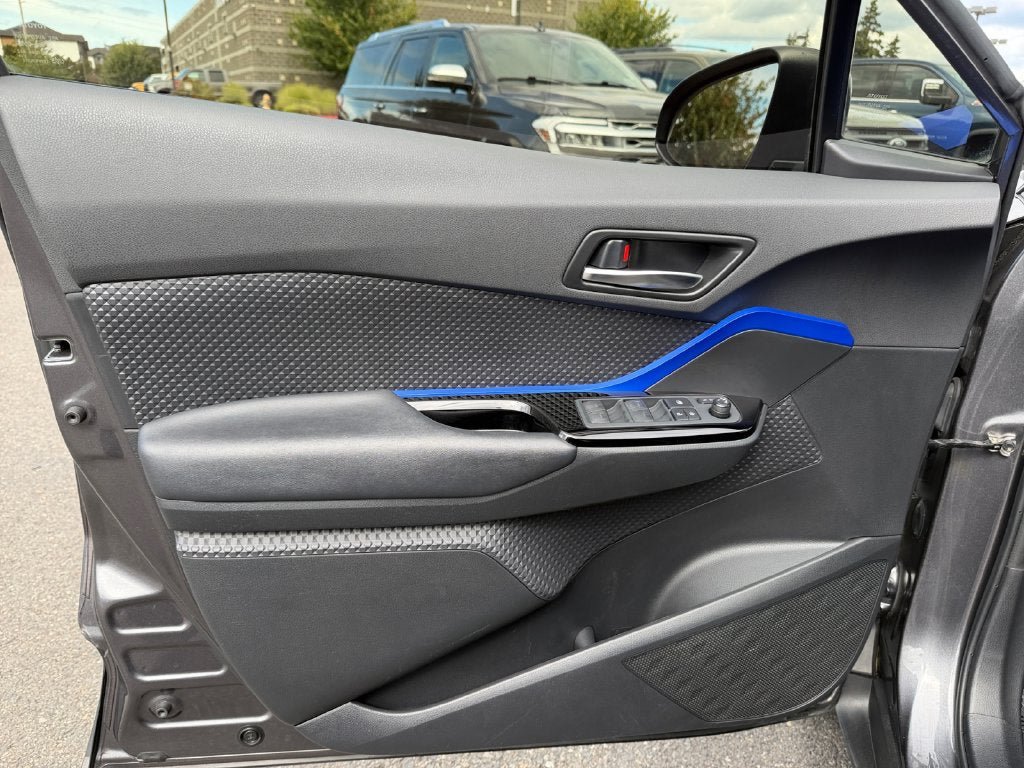 Used 2021 Toyota C-HR XLE FWD image 20