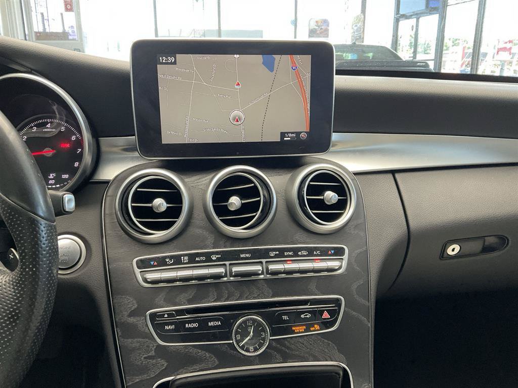 Used 2017 Mercedes-Benz C 300 4MATIC Sedan image 17