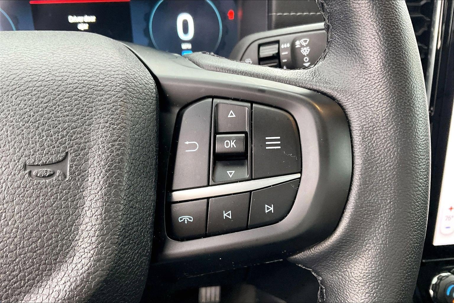 Used 2024 Ford Ranger Lariat w/ FX4 Off-Road Package image 21