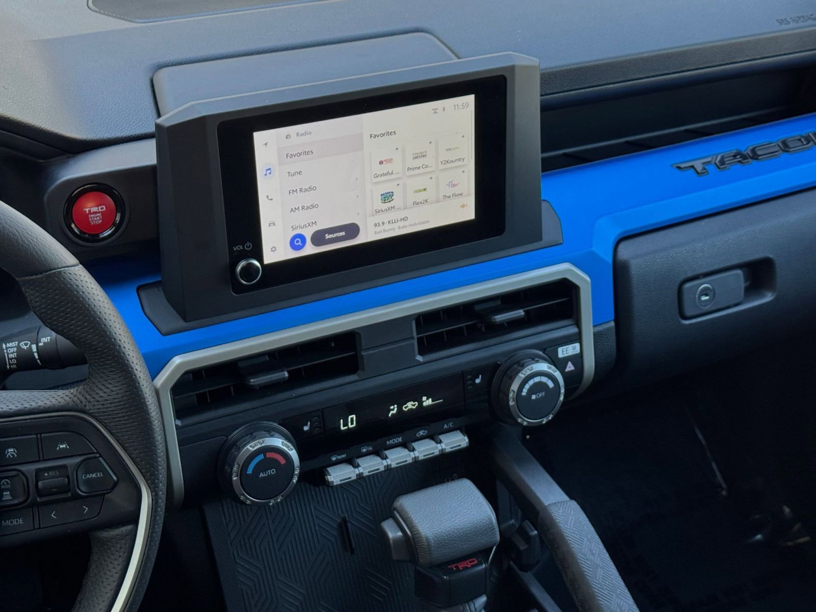 Used 2025 Toyota Tacoma TRD Off-Road image 20