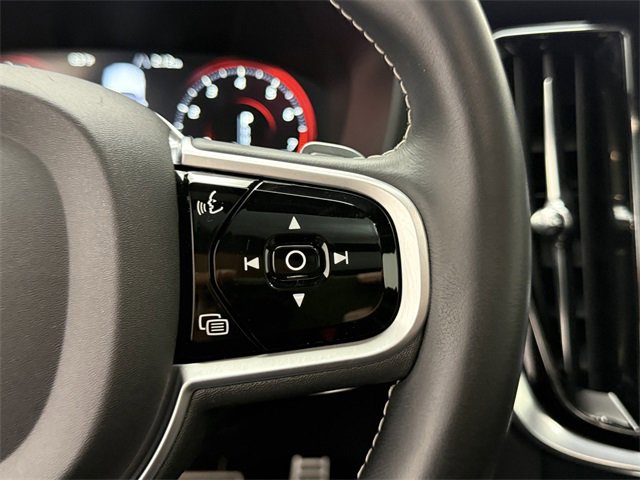 Used 2019 Volvo S60 T5 R-Design image 20